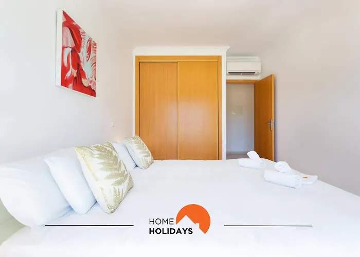 #154 V2 Branca 54 By Holidays Holiday home *